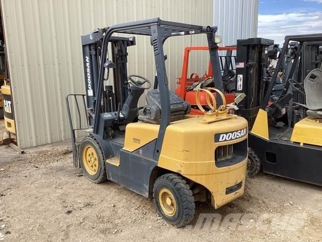 Doosan G25P-3 Autokrāvēji - citi