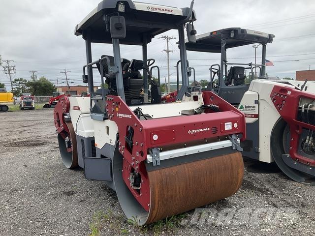 Dynapac CC2200 Divvalču grunts veltņi