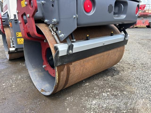 Dynapac CC950 Divvalču grunts veltņi