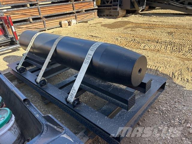  Earthtool Hidrauliskie pāļu āmuri