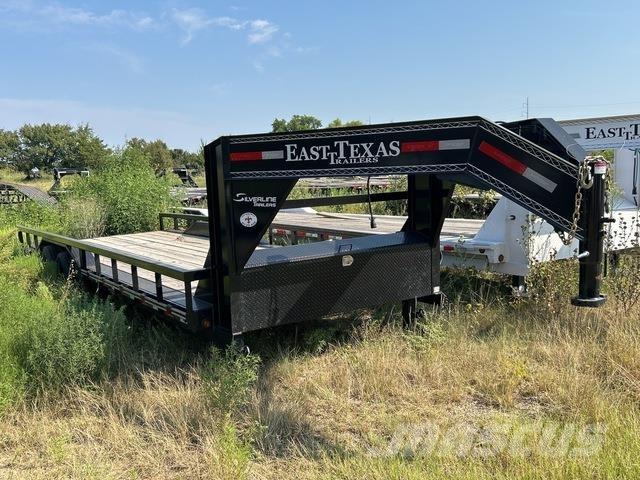 East Mfg Texas Auto pārvadāšanas treileri