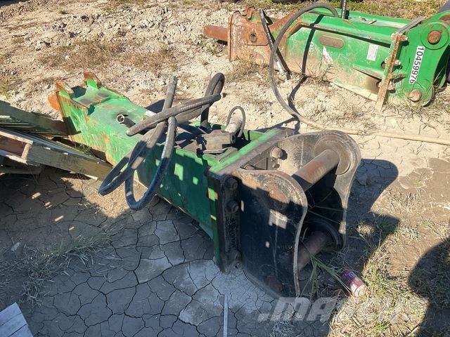 Epiroc EC135 Āmuri/Drupinātāji