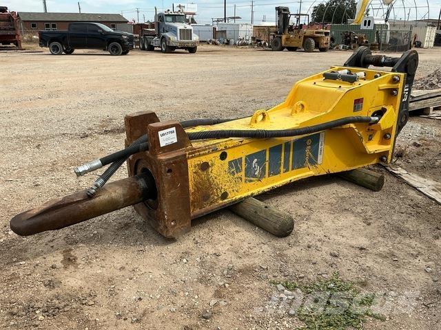 Epiroc HB5800 Āmuri/Drupinātāji