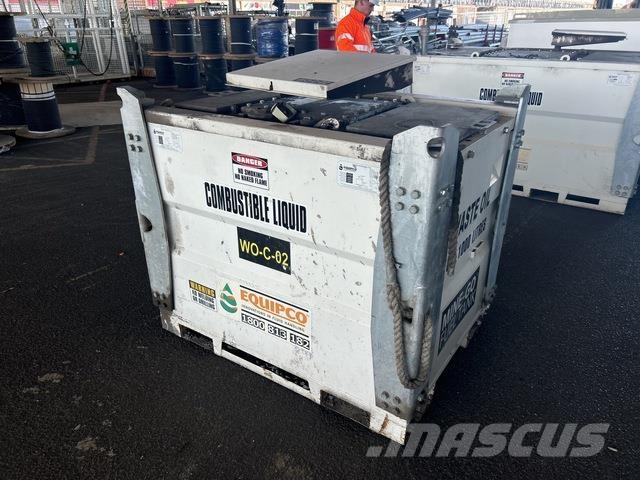  Equipco Degvielas un piedevu tvertnes