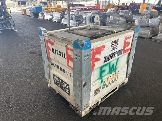  Equipco Degvielas un piedevu tvertnes