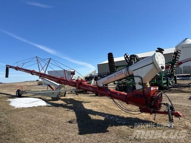 Farm King 1684 Graudu kaltes