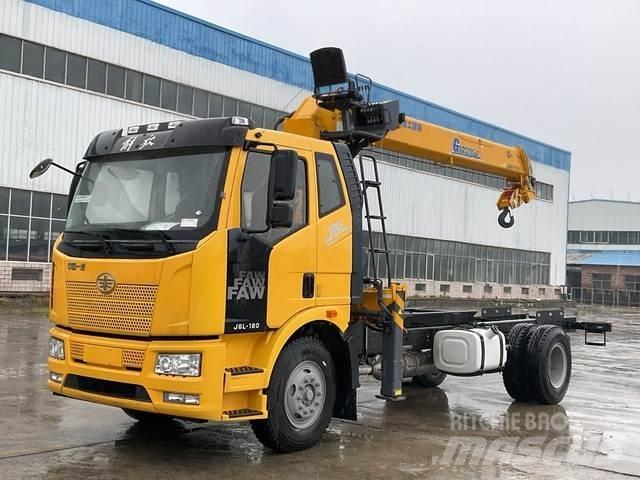 FAW J6L - 180 Smagās mašīnas ar celtni