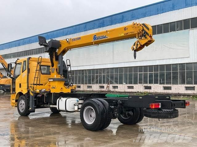 FAW J6L - 180 Smagās mašīnas ar celtni
