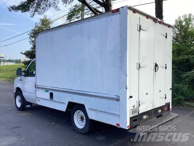 Ford E-250 Preču pārvadāšanas furgoni