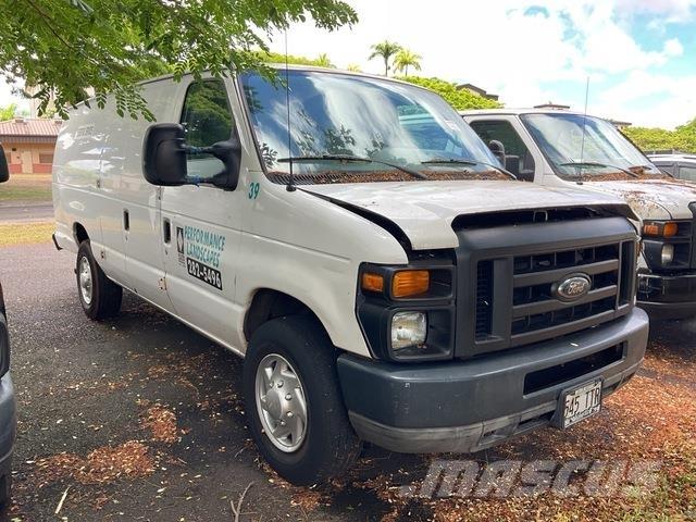 Ford E-250 Preču pārvadāšanas furgoni