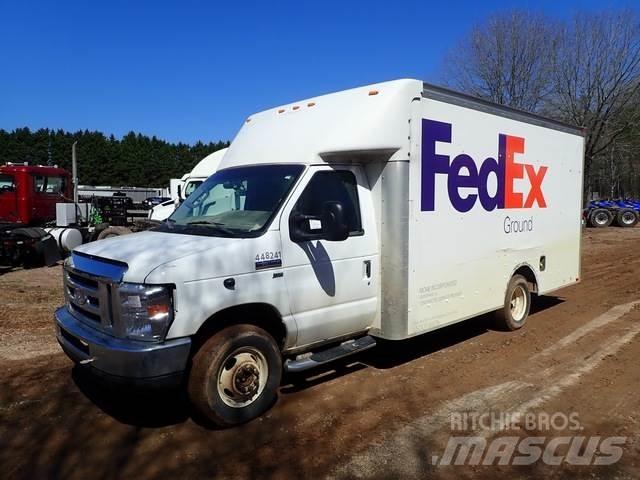 Ford E-350 Furgons