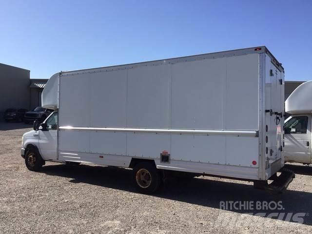 Ford E-350 Preču pārvadāšanas furgoni