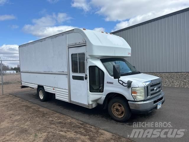 Ford E-350 Preču pārvadāšanas furgoni