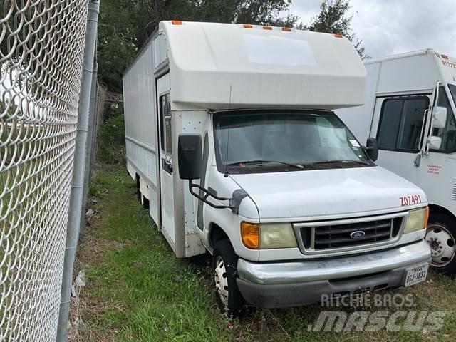 Ford E-350 Preču pārvadāšanas furgoni