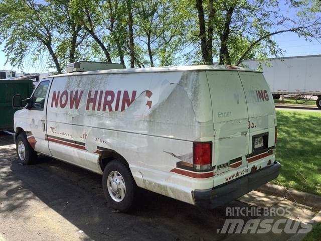 Ford E-350 Preču pārvadāšanas furgoni