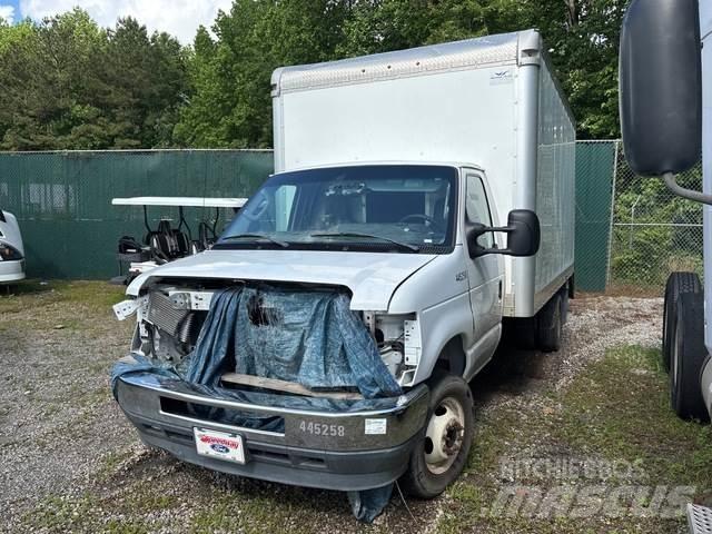 Ford E-350 Furgons