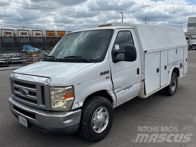 Ford E-350 Vieglais kravas automobilis/izkraušana no sāniem