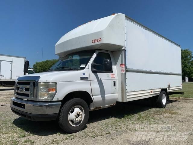 Ford E-350 Furgons