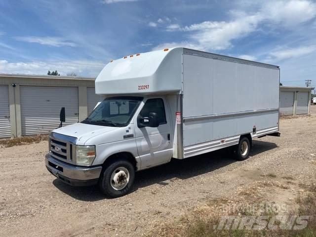 Ford E-350 Furgons