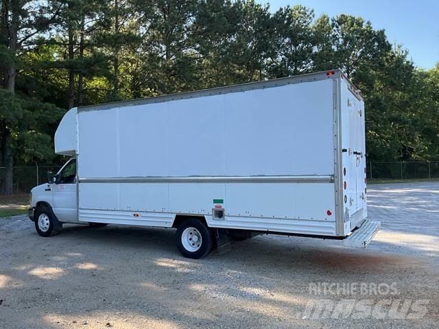 Ford E-350 Furgons