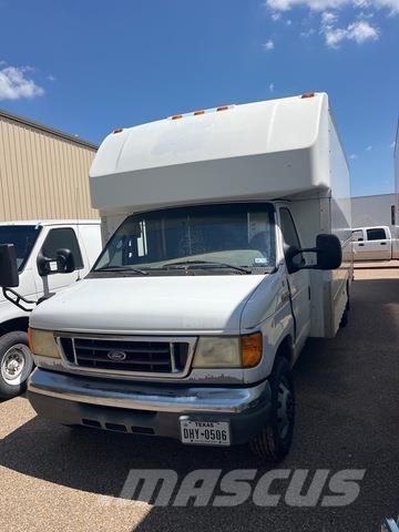 Ford E-350 Preču pārvadāšanas furgoni