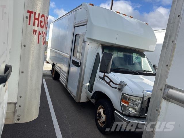 Ford E-350 Furgons