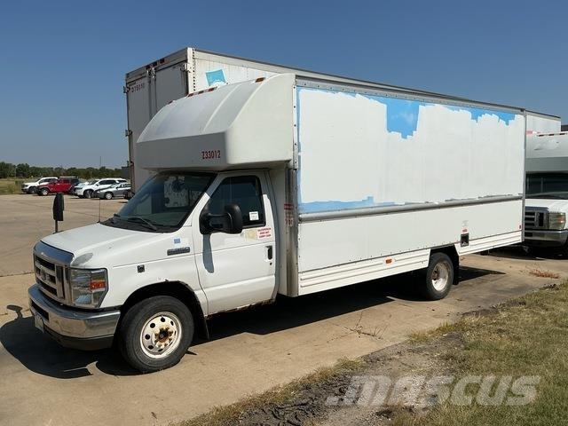 Ford E-350 Furgons