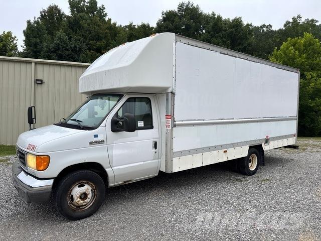 Ford E-350 Preču pārvadāšanas furgoni