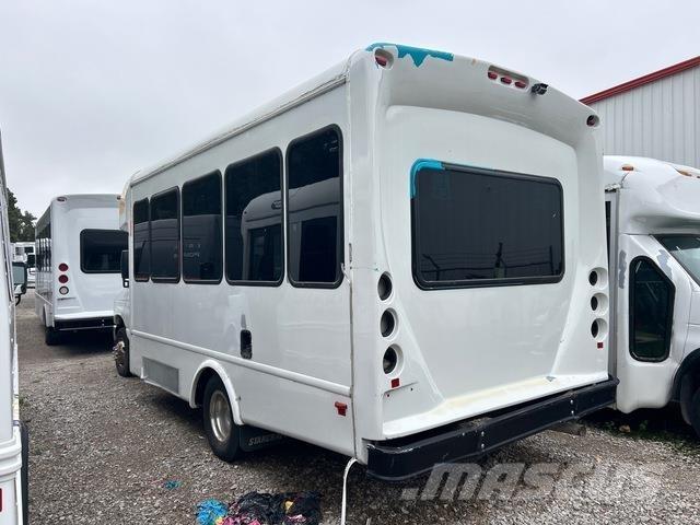 Ford E-350 Mikroautobusi