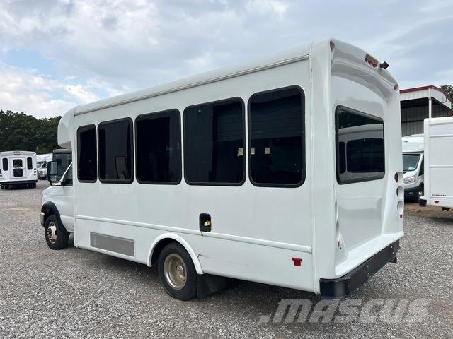 Ford E-350 Mikroautobusi