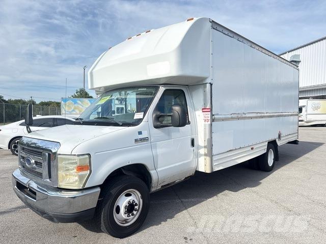 Ford E-350 Furgons