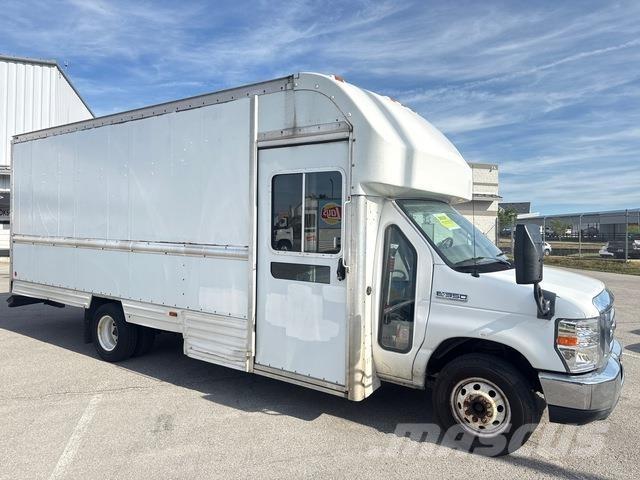 Ford E-350 Furgons