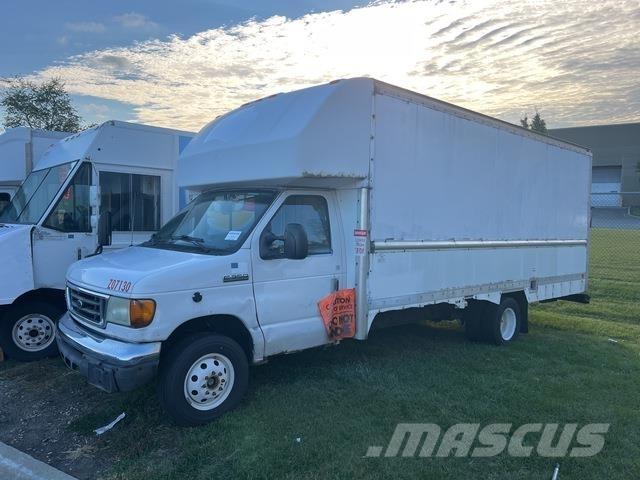 Ford E-350 Furgons