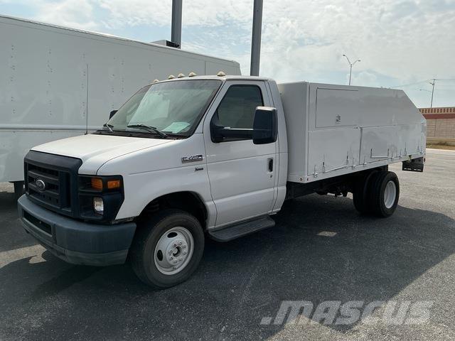 Ford E-450 Minerālmēslu izkliedētāji