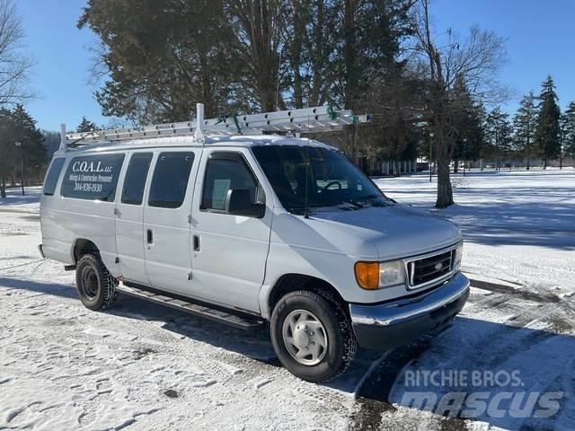 Ford E350 Preču pārvadāšanas furgoni
