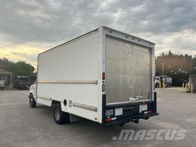 Ford E350 Furgons