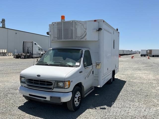 Ford E450 Preču pārvadāšanas furgoni