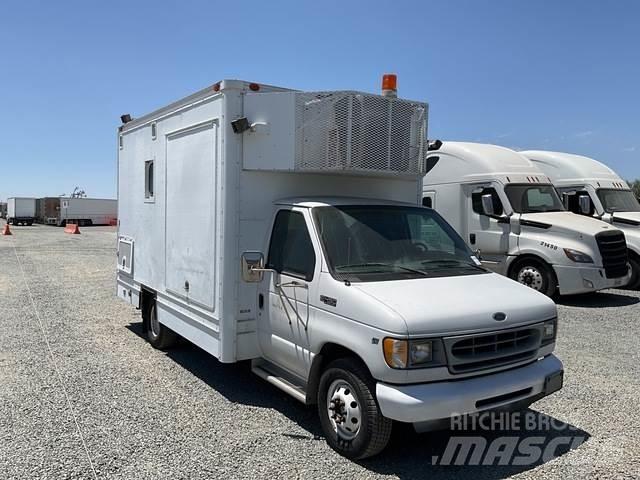 Ford E450 Preču pārvadāšanas furgoni