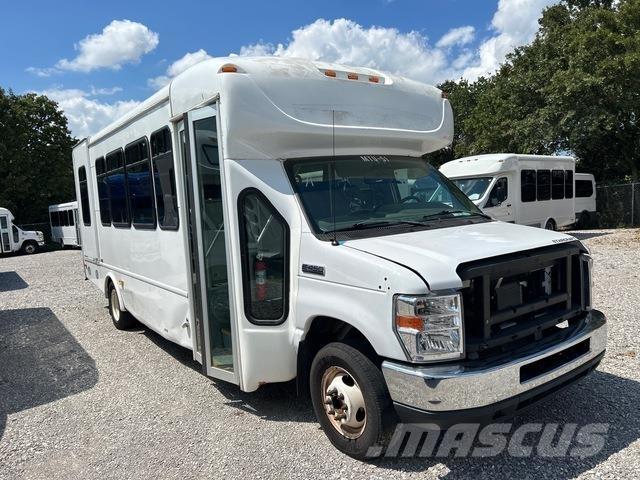 Ford E450 Mikroautobusi