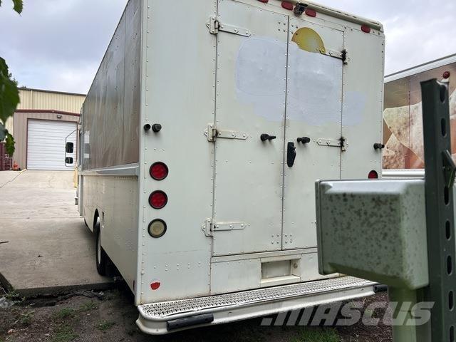 Ford Econoline Furgons