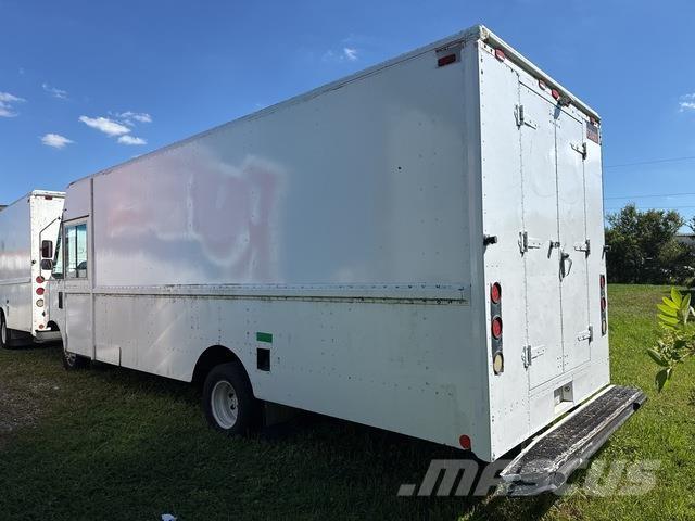 Ford Econoline Furgons