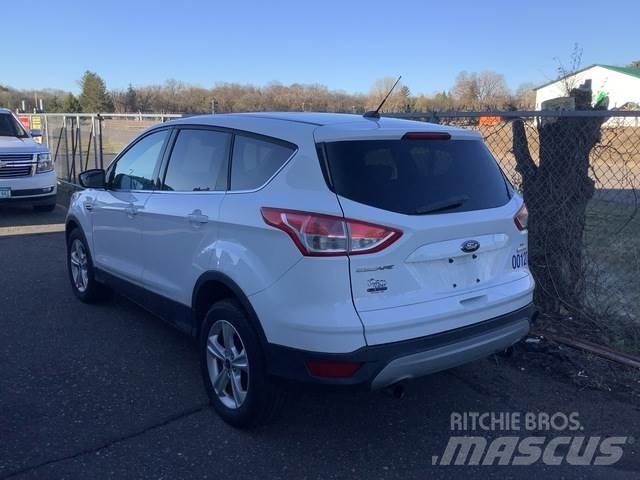 Ford Escape Automašīnas