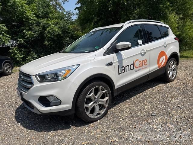 Ford Escape Automašīnas