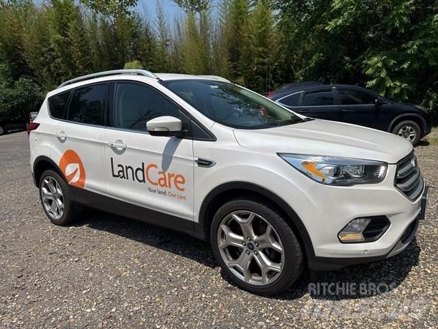 Ford Escape Automašīnas