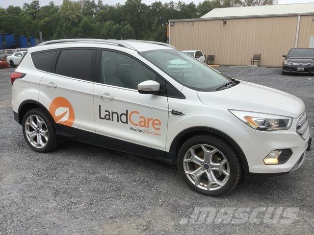 Ford Escape Automašīnas