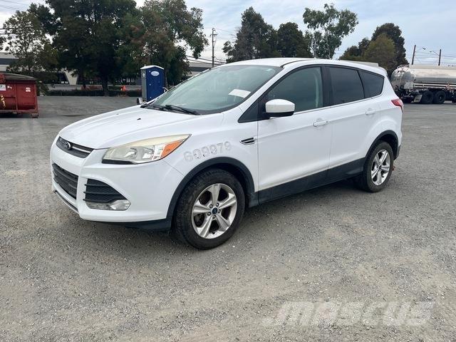 Ford Escape Automašīnas