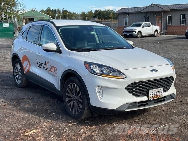 Ford Escape Automašīnas
