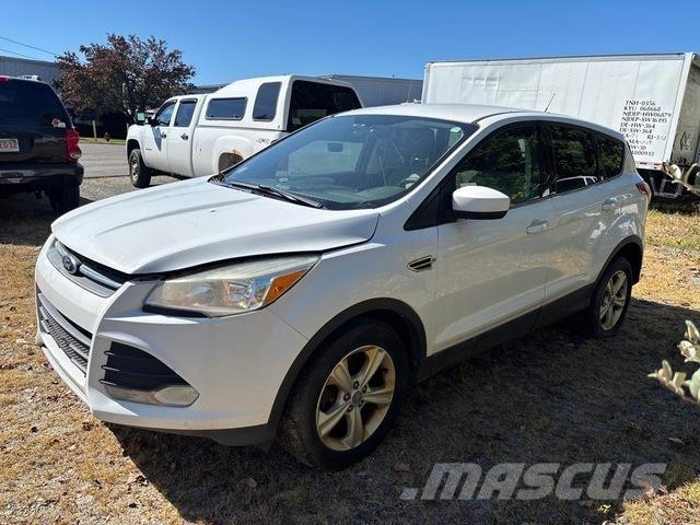Ford Escape Automašīnas