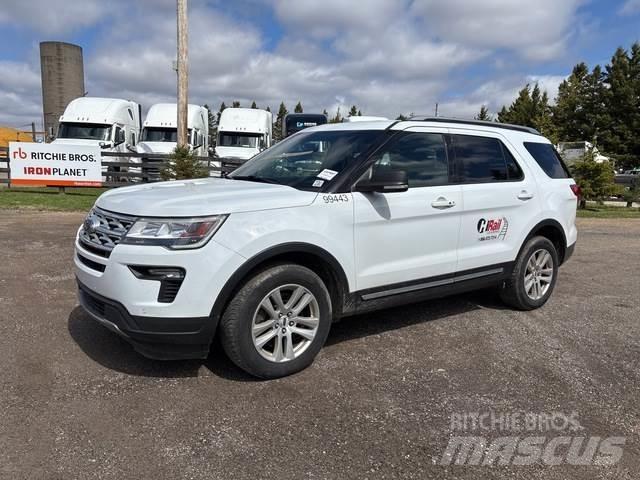 Ford Explorer Automašīnas