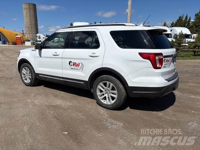 Ford Explorer Automašīnas